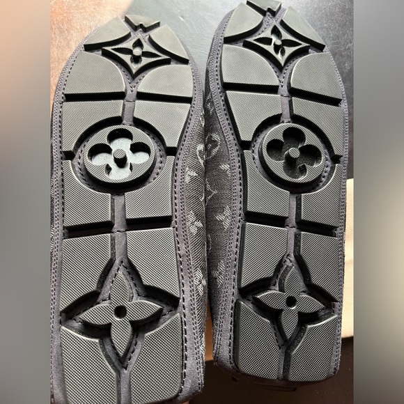 100%%%% AUTH******Louis Vuitton men’s loafers size 11 new with felts - Picture 2 of 4